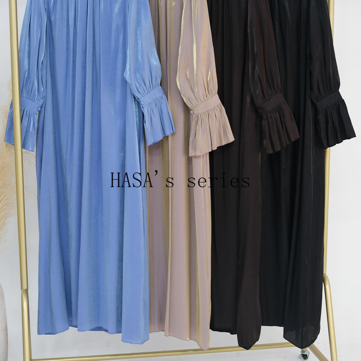 HS4857 A High-necked, Belted Dress, A Classic Style That Exudes Elegant Charm.