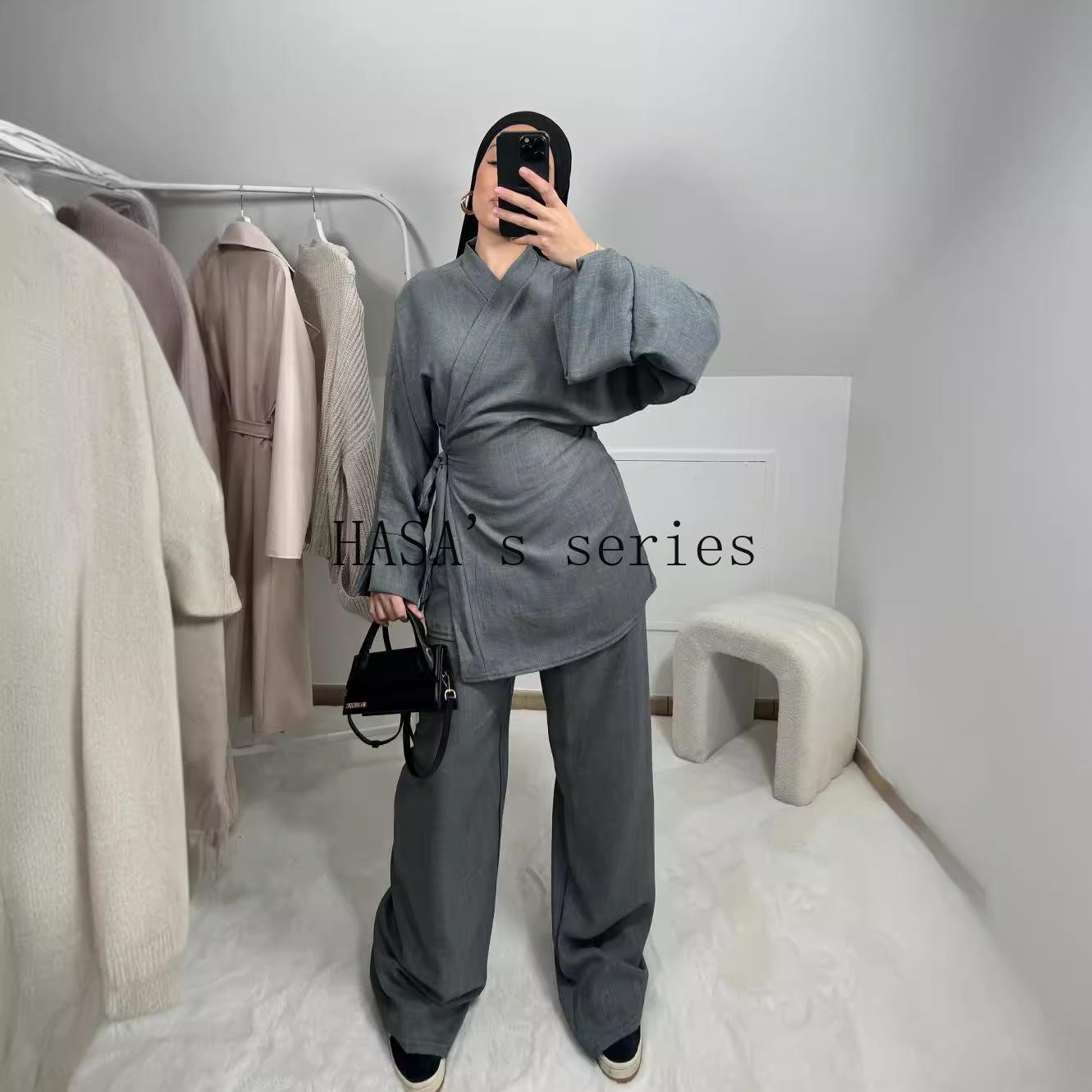 HS4830 A Simple, Tie-front Top Paired with Wide-leg Pants – A Comfortable Two-piece Set Suitable for Everyday Wear.