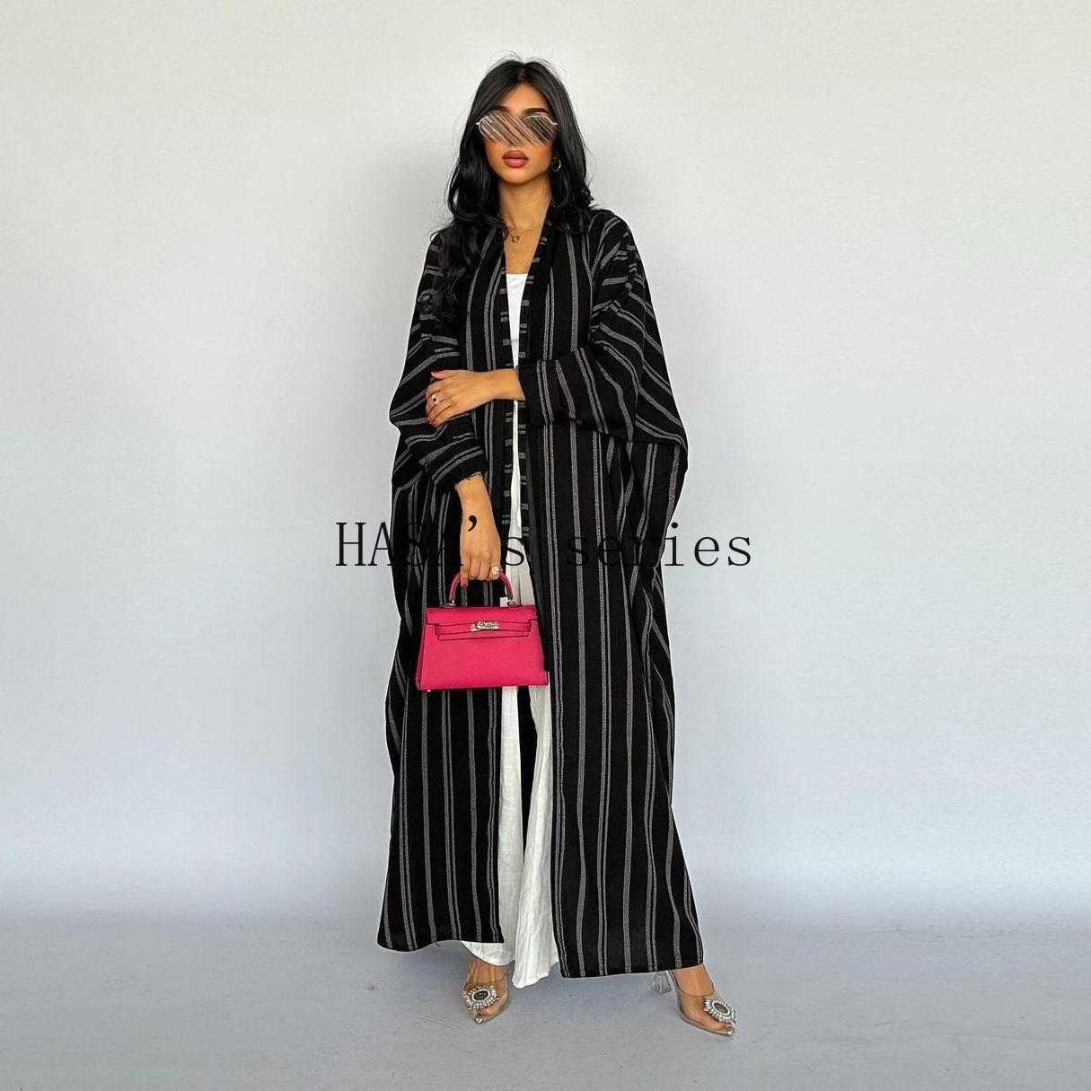 HS5096 Stylish Black and White Striped Long Coat with A Loose-fitting, Open-front Design.