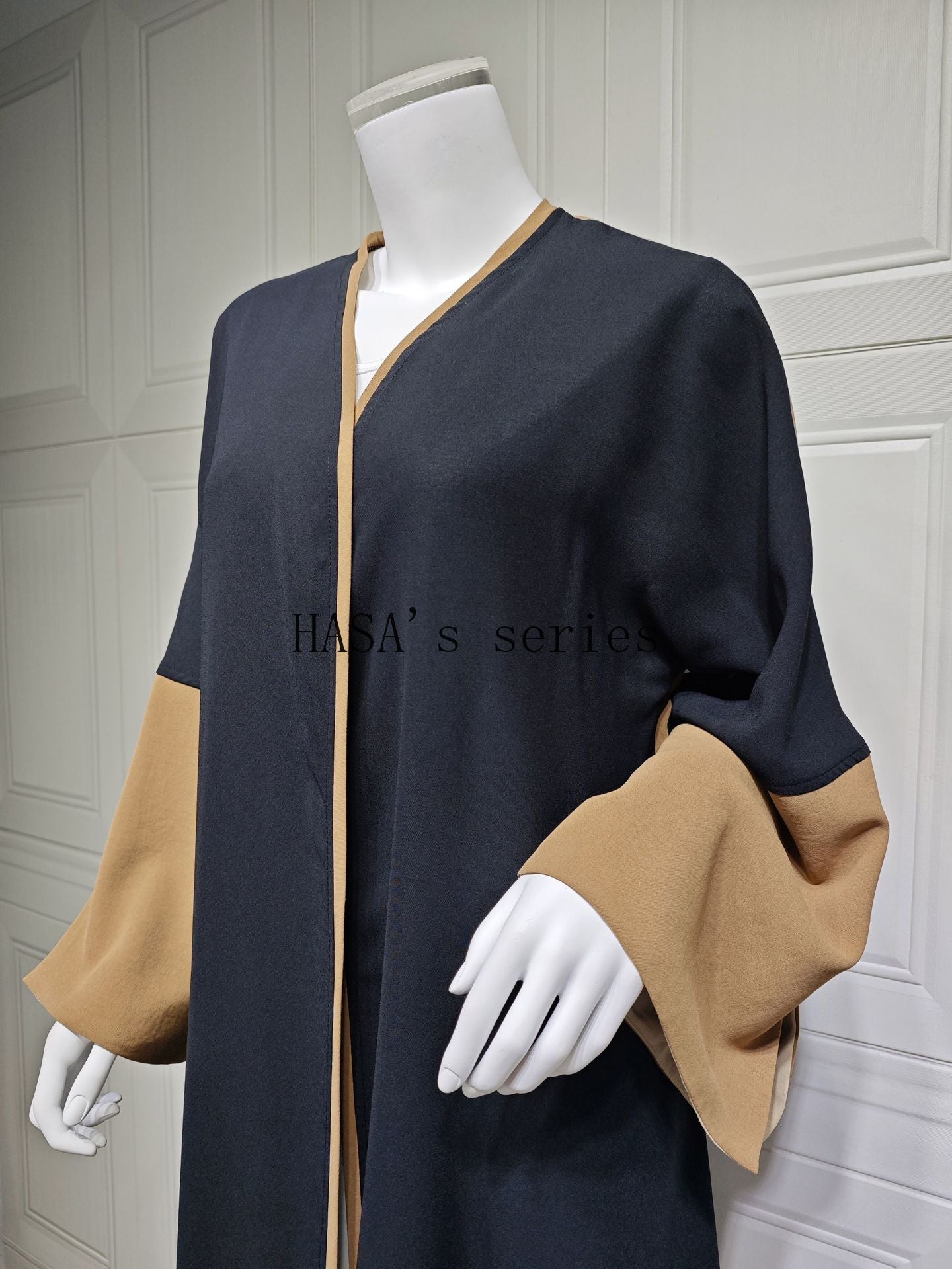 HS5089 Color-blocked Patchwork Long-sleeved Dress, A Stylish and Elegant Long Design.