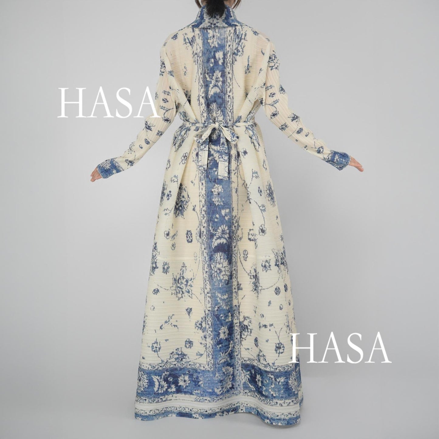 HS5851 Elegant, Retro-style Blue Floral Print Open-front Long Coat.