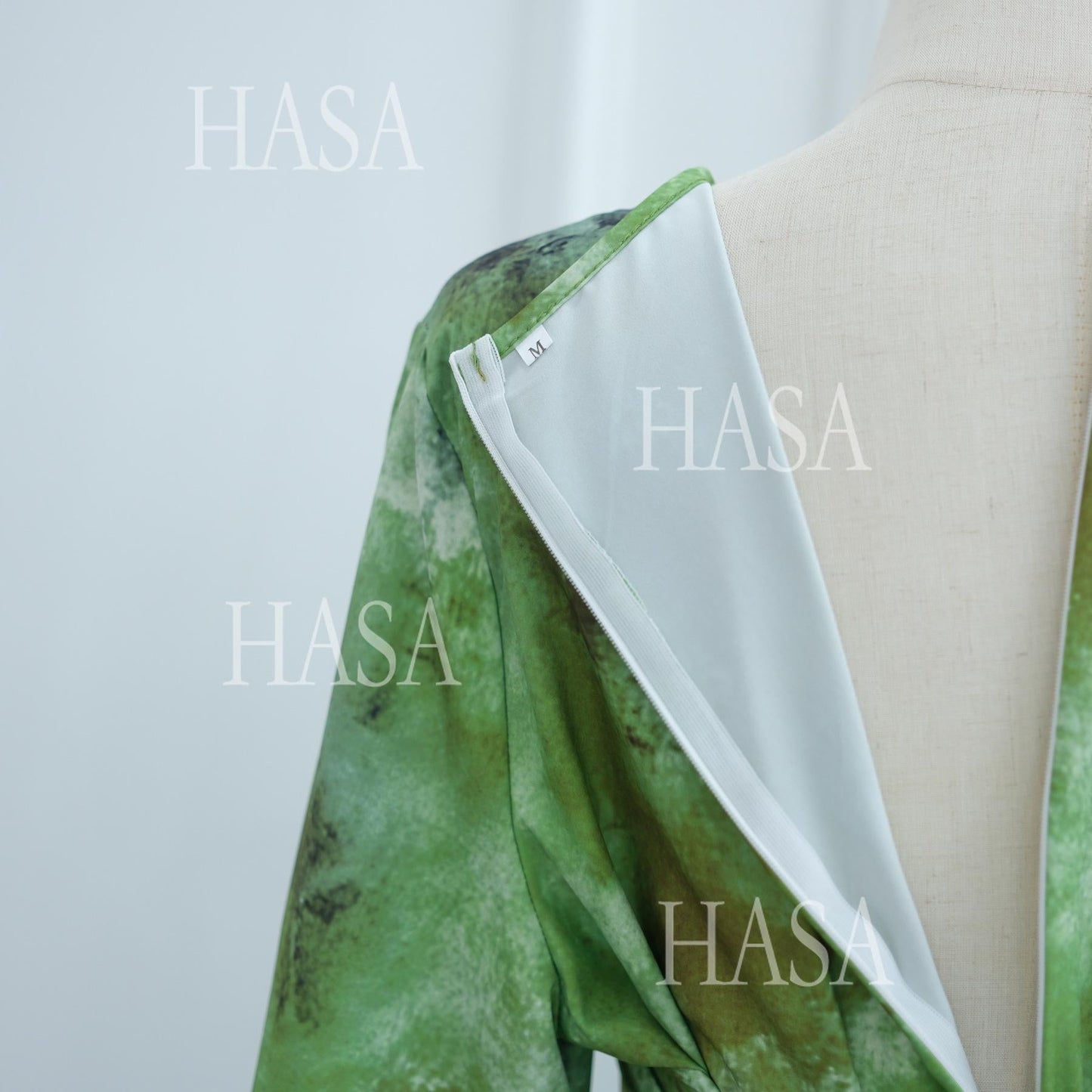 HA6550 Elegant Printed Abaya with Long Sleeves