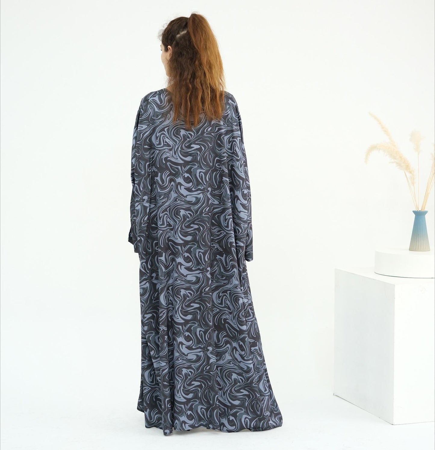 HA6555 Fashionable printed long-sleeved dress with an ankle-length cardigan style
