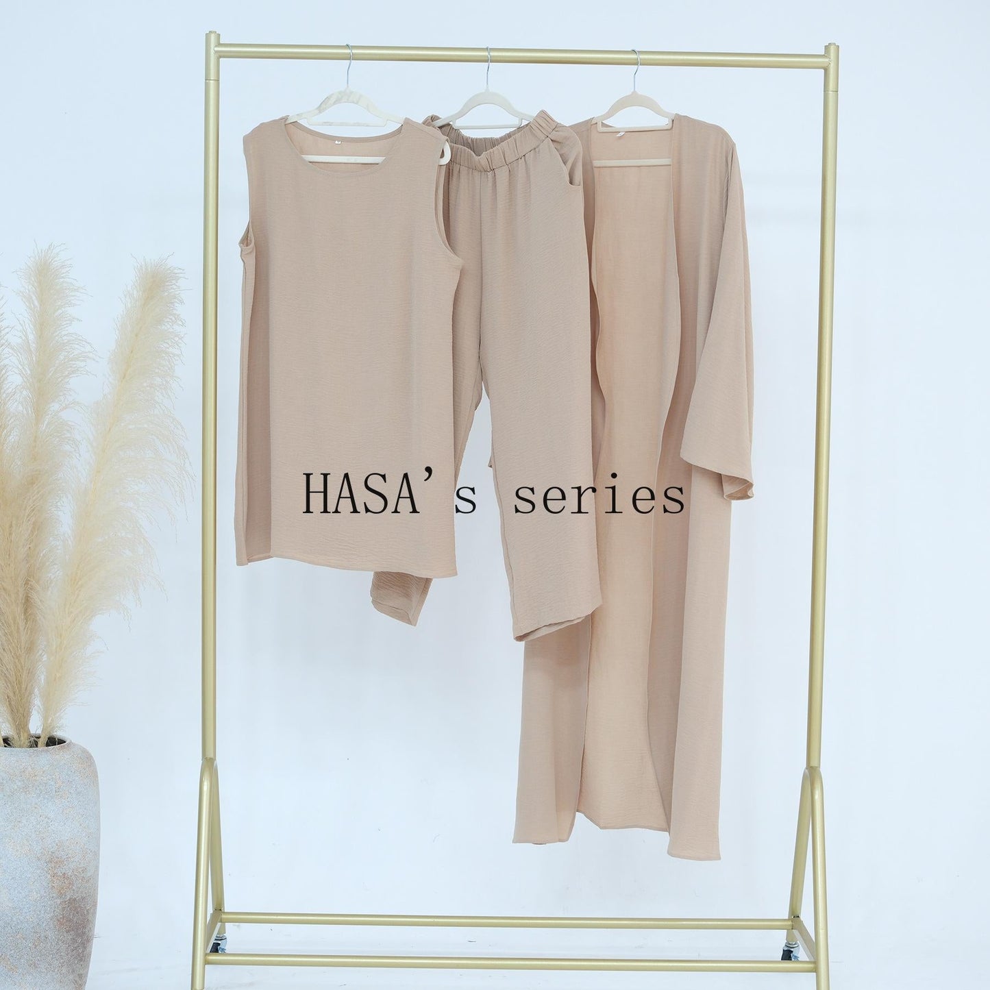 HS5107 Minimalist Style Three-piece Set | Solid Color Long Coat Paired with A Loose Two-piece Suit.