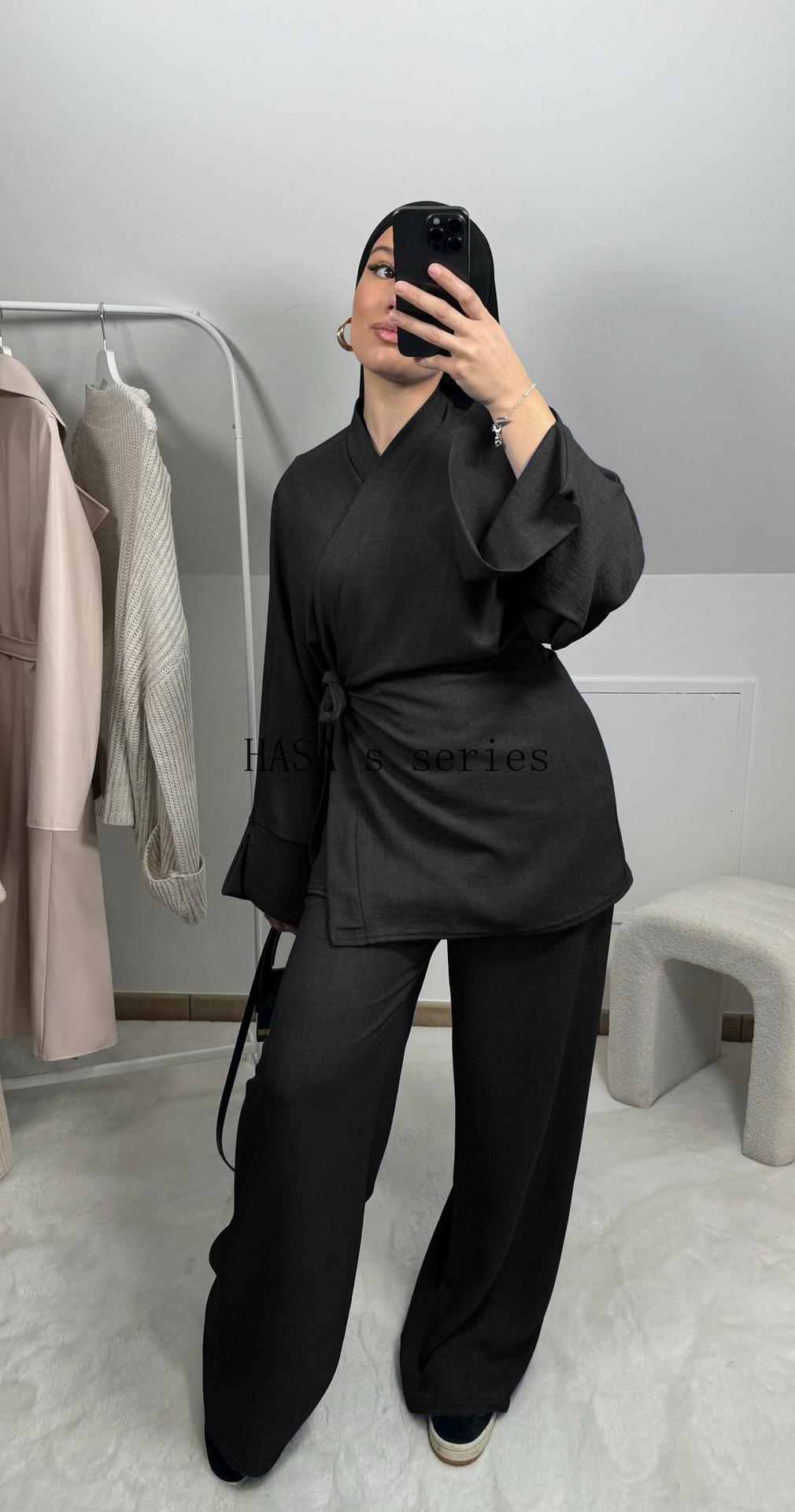 HS4830 A Simple, Tie-front Top Paired with Wide-leg Pants – A Comfortable Two-piece Set Suitable for Everyday Wear.