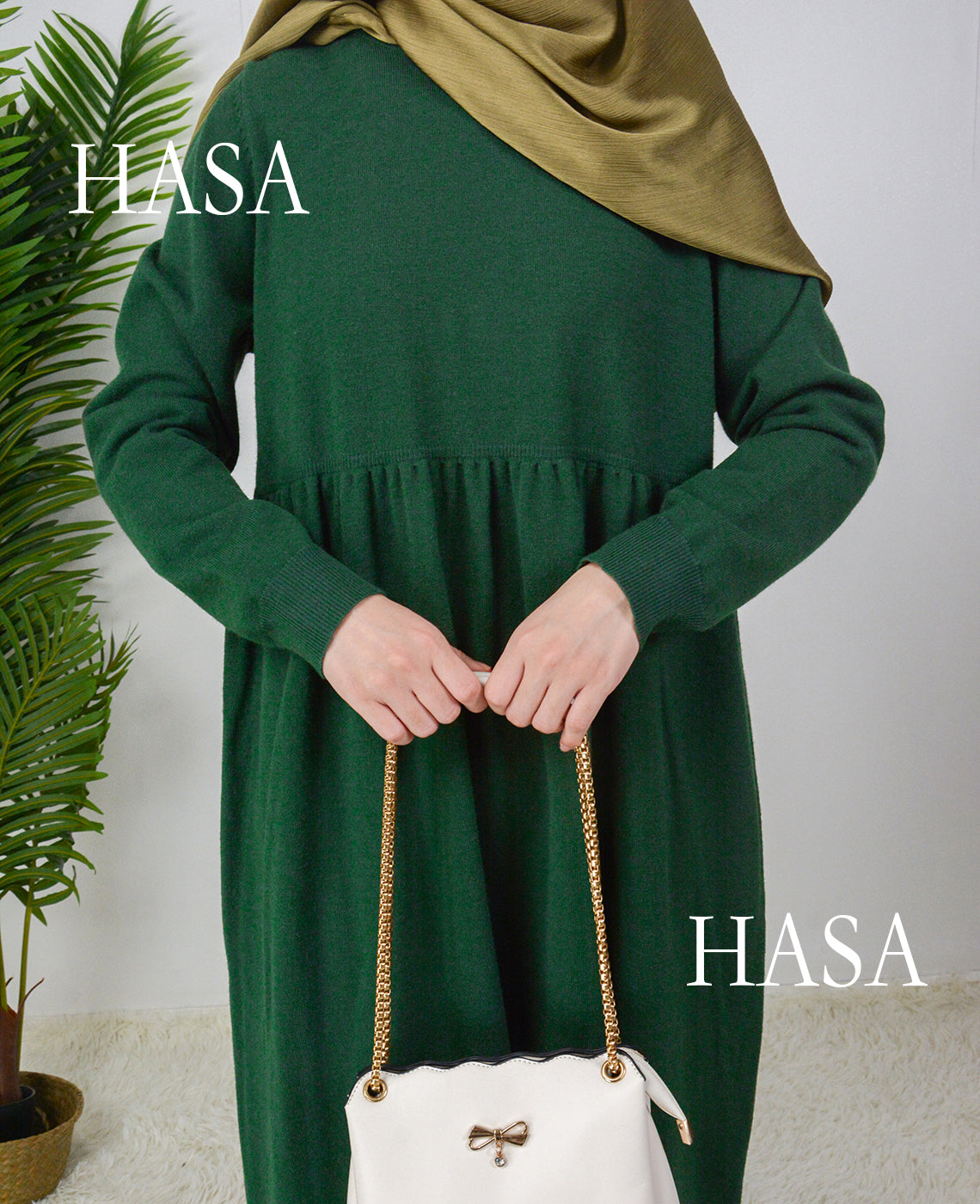 HAYA0116 Solid colour knitted long dress in Loose fitting waist
